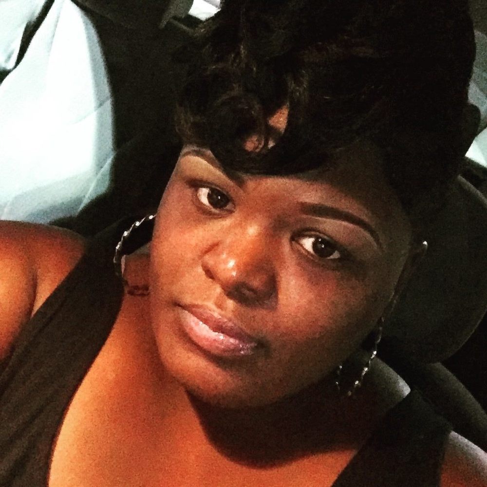 Meet your Posher, April